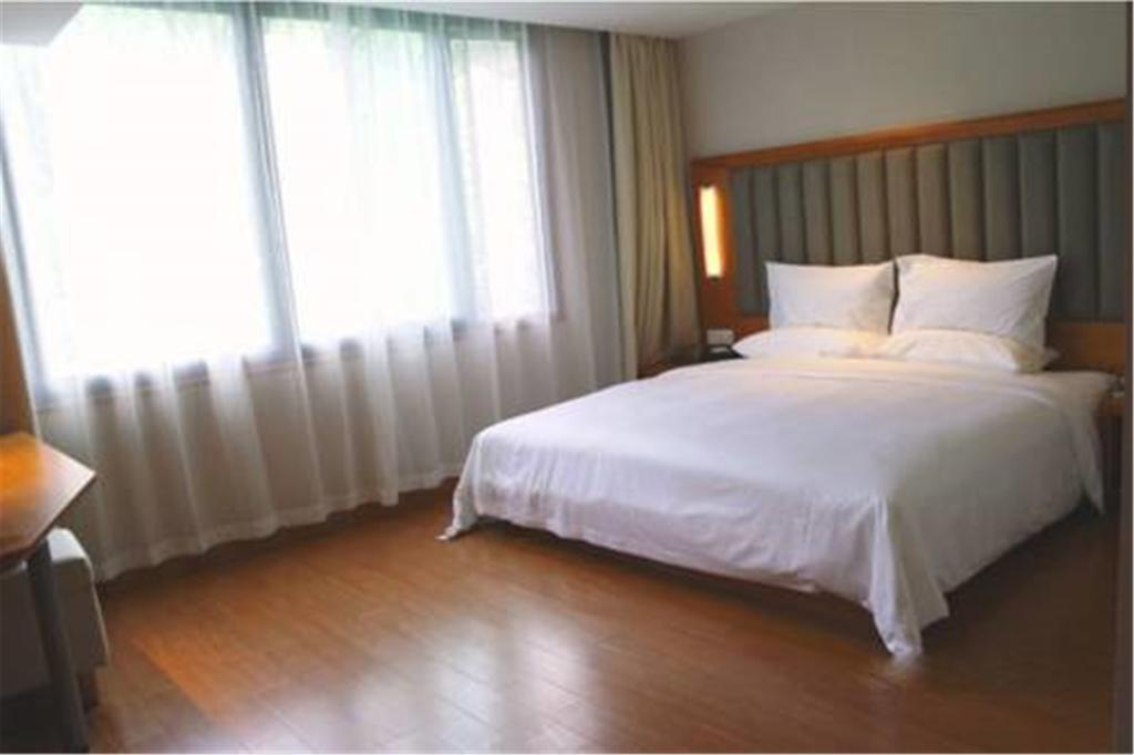 Starway Shanghai Anting Motor City Hotel Shanghai